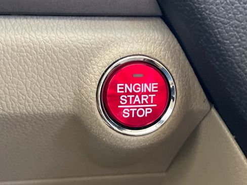 Used 2015 Acura RDX FWD image 23