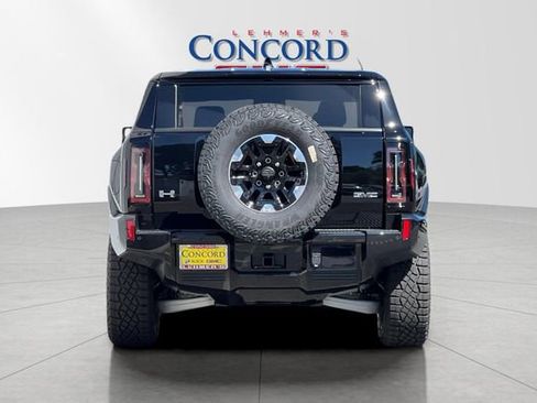 Used 2024 GMC Hummer EV 2X w/ Extreme Off-Road Package image 5
