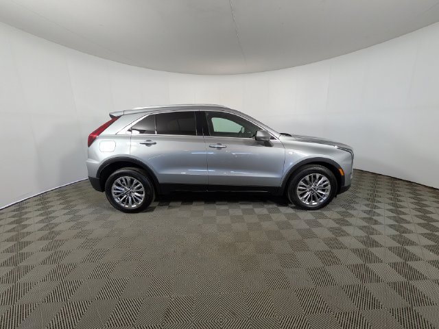 Used 2024 Cadillac XT4 Premium Luxury w/ Cold Weather Package AWD/4WD image 2