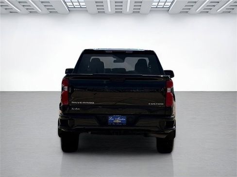 Used 2025 Chevrolet Silverado 1500 Custom image 6
