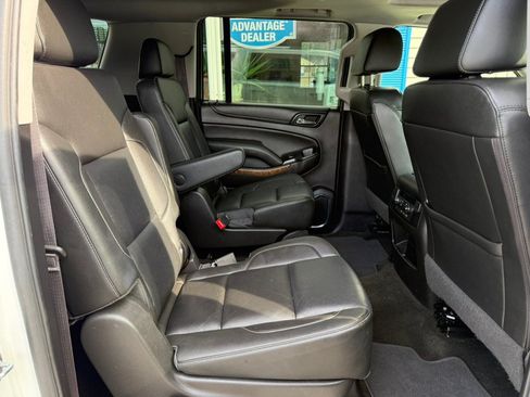 Used 2017 Chevrolet Suburban Premier AWD/4WD image 26