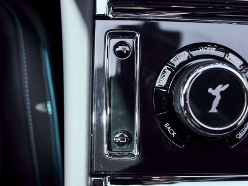 Used 2025 Rolls-Royce Spectre w/ Leather Finishing Pack image 63