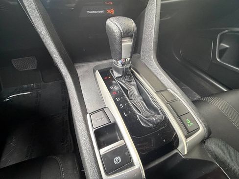 Used 2018 Honda Civic EX image 27