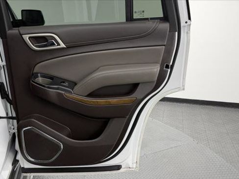 Used 2020 GMC Yukon Denali w/ Open Road Package AWD/4WD image 21