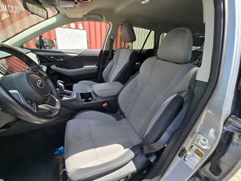 Used 2023 Subaru Outback Premium AWD/4WD image 14