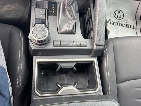 Used 2024 Toyota Tacoma TRD Off-Road image 15