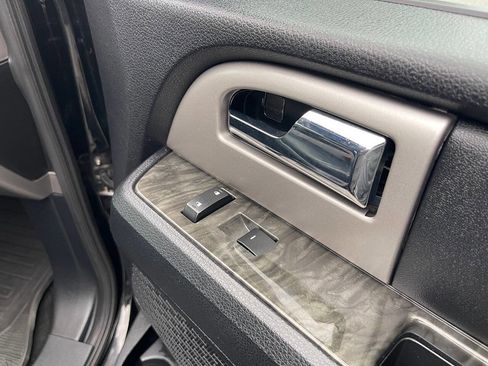 Used 2017 Ford Expedition Limited w/ Equipment Group 301A image 30