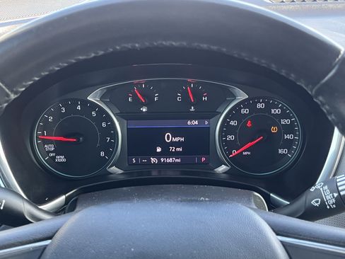 Used 2019 Chevrolet Equinox Premier w/ LPO, Cargo Package FWD image 21