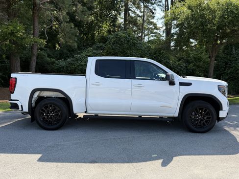 Used 2024 GMC Sierra 1500 Elevation w/ LPO, Elevation Black Package AWD/4WD image 2