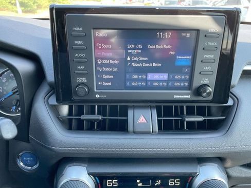 Used 2022 Toyota RAV4 XLE w/ Convenience Package image 23