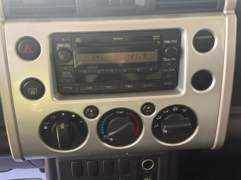 Used 2008 Toyota FJ Cruiser 4WD image 18