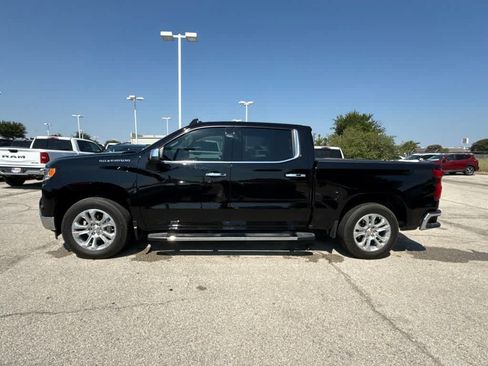 Used 2024 Chevrolet Silverado 1500 LTZ RWD image 2