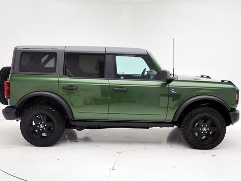 Used 2024 Ford Bronco Black Diamond AWD/4WD image 3