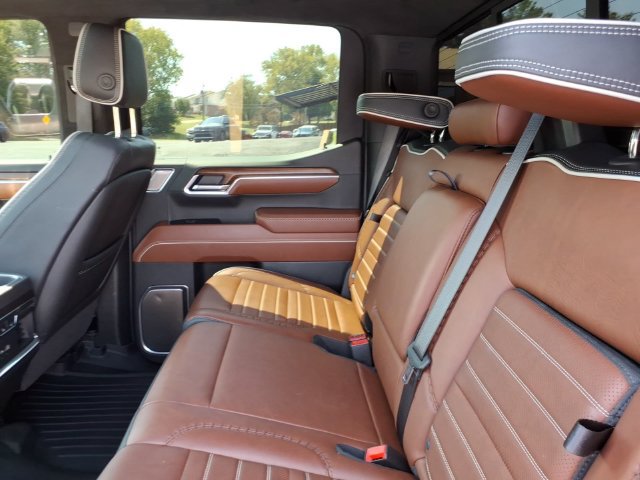 Used 2025 GMC Sierra 1500 Denali Ultimate AWD/4WD image 6