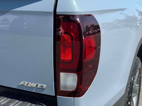 Used 2023 Honda Ridgeline RTL-E image 11
