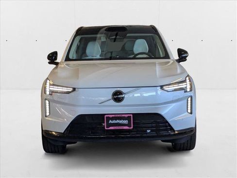 New 2025 Volvo EX90 Ultra image 5