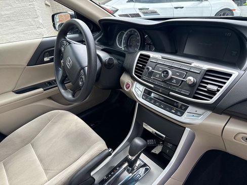 Used 2013 Honda Accord EX image 14
