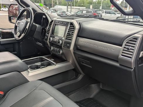 Used 2017 Ford F350 Platinum w/ Platinum Ultimate Package AWD/4WD image 29