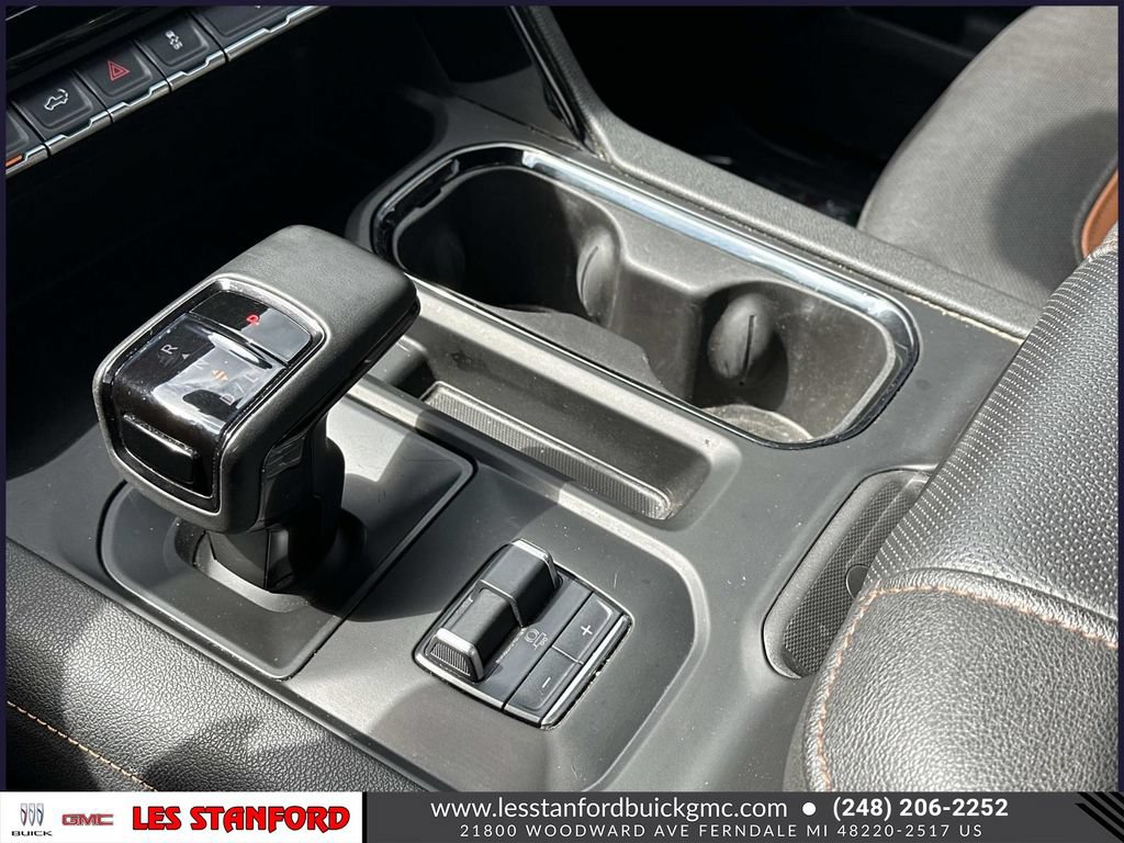 Certified 2023 GMC Sierra 1500 AT4 w/ AT4 Preferred Package AWD/4WD image 31