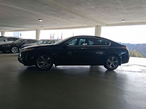Used 2009 Acura TL SH-AWD image 2