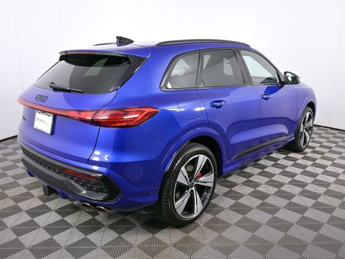 New 2026 Audi SQ5 Prestige AWD/4WD image 3