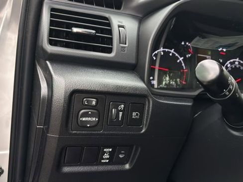 Used 2022 Toyota 4Runner SR5 Premium image 20