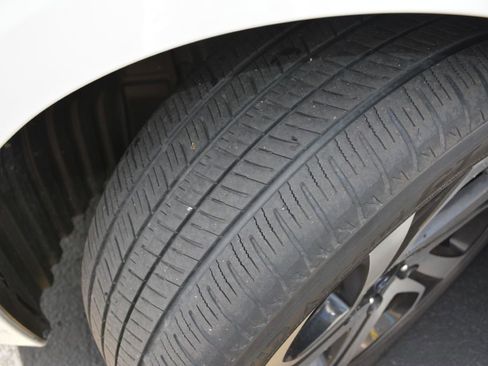 Used 2020 Subaru Legacy Limited image 6