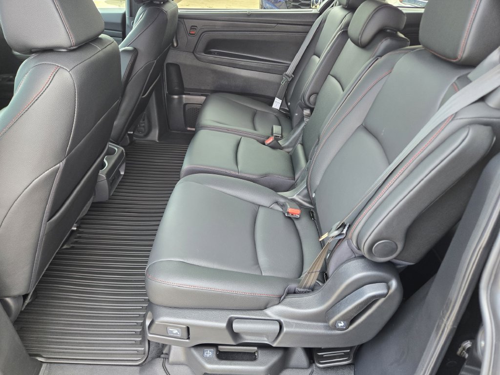 New 2026 Honda Odyssey Sport-L image 10