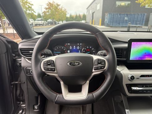 Used 2023 Ford Explorer Timberline w/ Timberline Technology Package AWD/4WD image 16