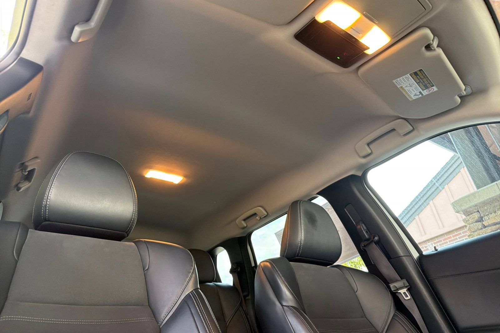 Used 2024 Mitsubishi Outlander SE Black Edition AWD/4WD image 18