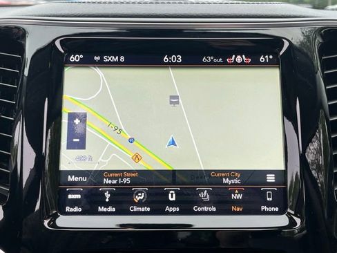 Used 2019 Jeep Cherokee Limited AWD/4WD image 38