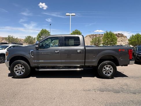 Used 2019 Ford F350 XLT w/ XLT Premium Package AWD/4WD image 2
