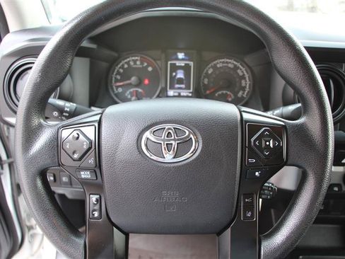 Used 2021 Toyota Tacoma SR AWD/4WD image 22