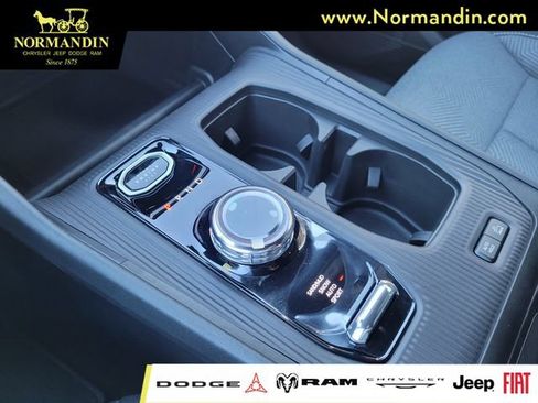 New 2026 Jeep Cherokee Laredo AWD/4WD image 12