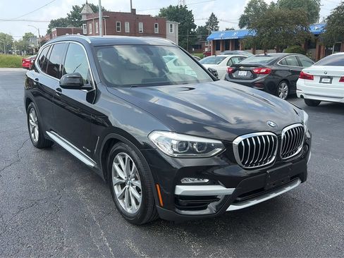 Used 2018 BMW X3 xDrive30i w/ Premium Package AWD/4WD image 3