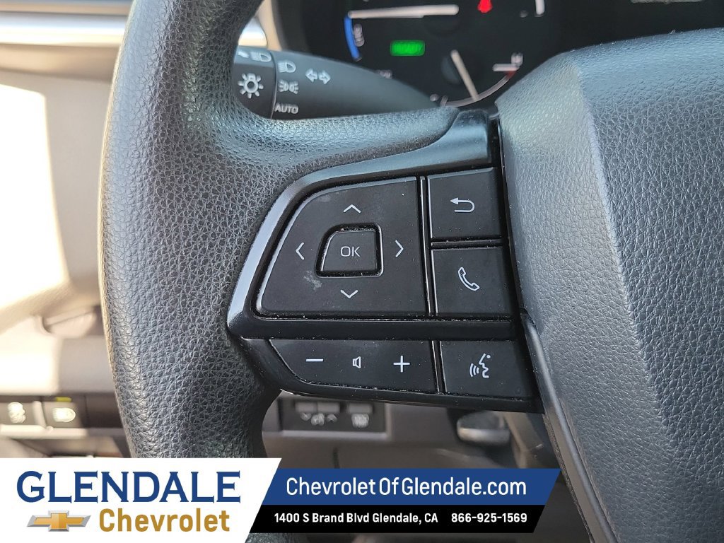 Used 2023 Toyota Sienna LE FWD image 22