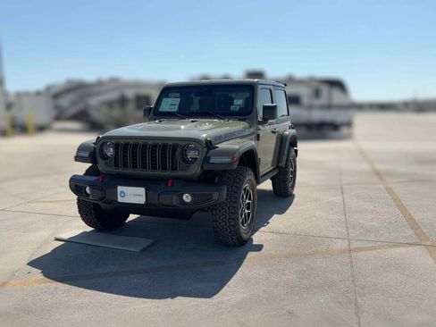 New 2025 Jeep Wrangler Rubicon w/ Convenience Group image 3