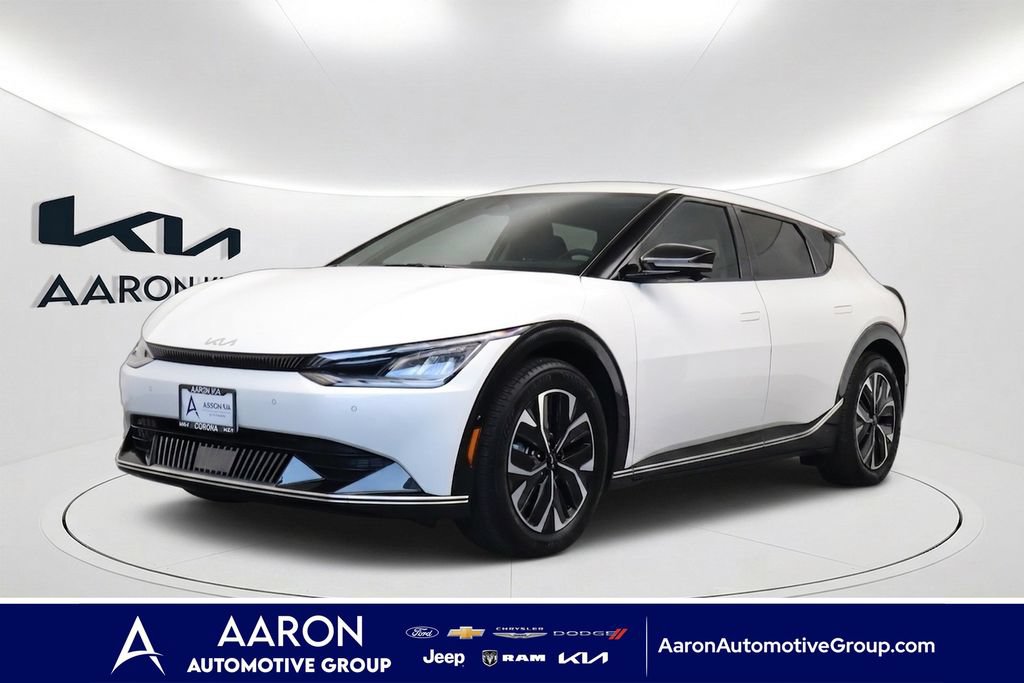 Used 2024 Kia EV6 Wind w/ Wind Technology Package AWD/4WD image 1
