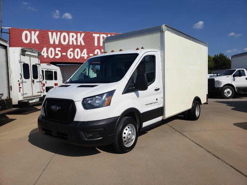 Used 2023 Ford Transit 350 DRW RWD image 3