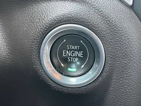 Used 2020 GMC Sierra 1500 SLT w/ SLT Premium Package AWD/4WD image 28