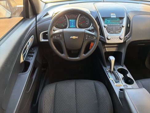 Used 2013 Chevrolet Equinox LS image 21