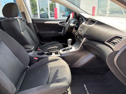 Used 2013 Nissan Sentra SR FWD image 26
