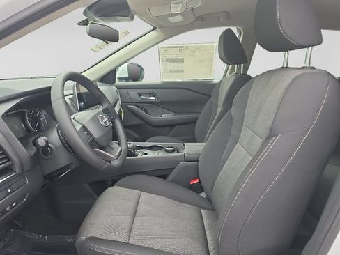 New 2026 Nissan Rogue SV AWD/4WD image 10