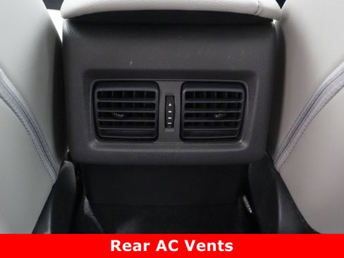 Used 2024 Toyota Camry XLE image 30