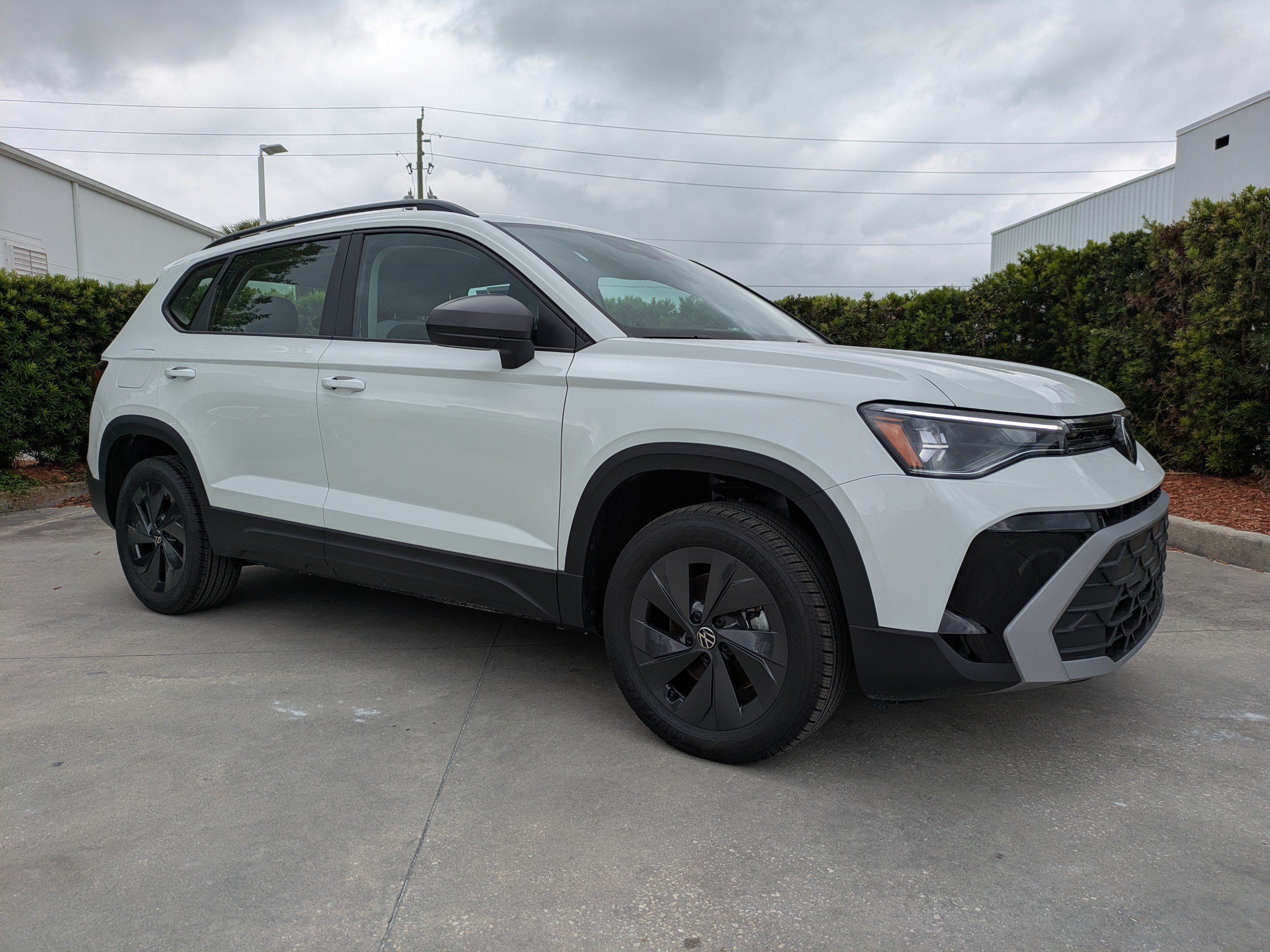 New 2026 Volkswagen Taos S FWD image 2