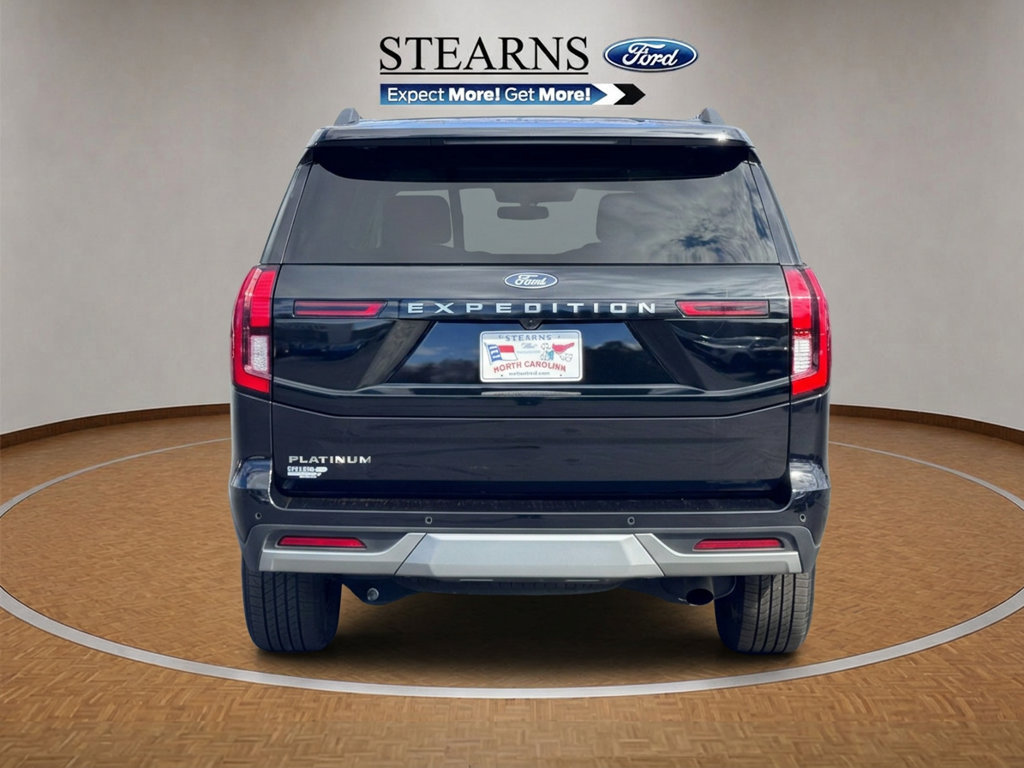 Used 2025 Ford Expedition Platinum AWD/4WD image 17