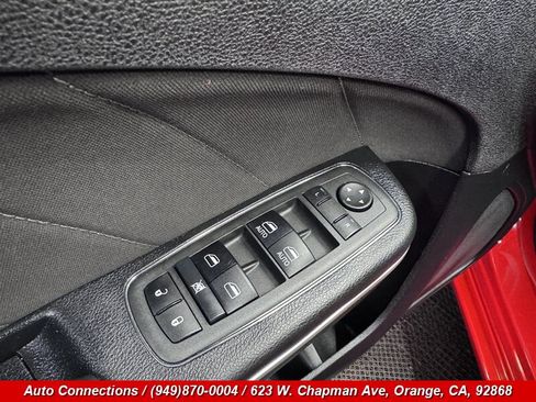 Used 2022 Dodge Charger SXT RWD image 20