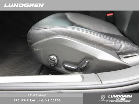 Used 2022 Volvo S60 B5 Momentum w/ Premium Package AWD/4WD image 12
