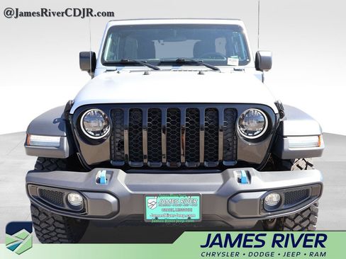 Used 2023 Jeep Wrangler Unlimited AWD/4WD image 7