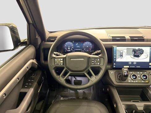 Used 2026 Land Rover Defender 110 X-Dynamic SE AWD/4WD image 23